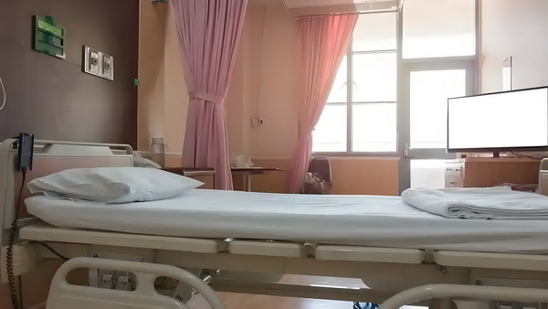 清妃逸：失心妃伴君侧